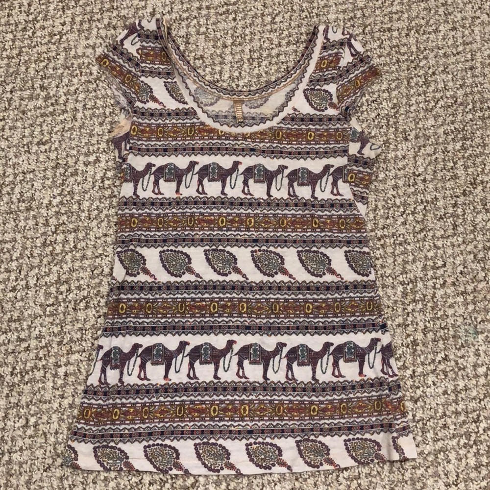 Moroccan print tee shirt